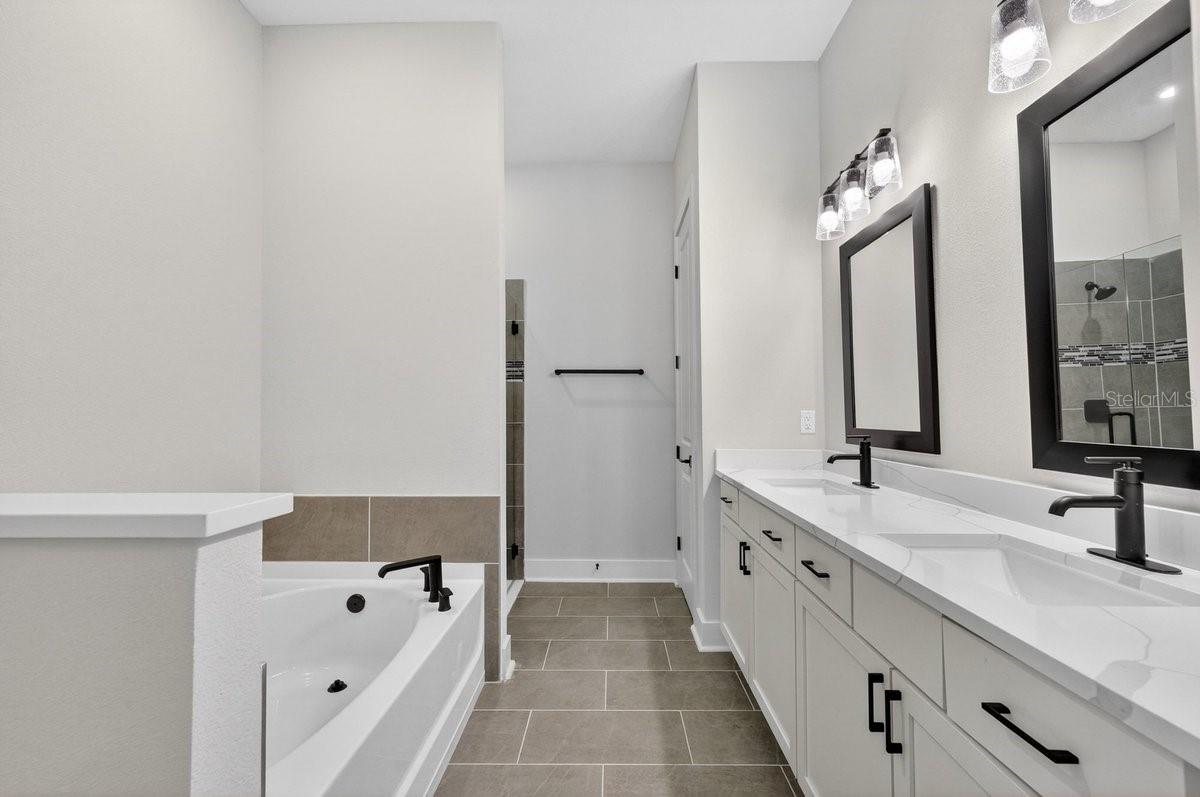 STABLES AT CARY FOREST - Residential