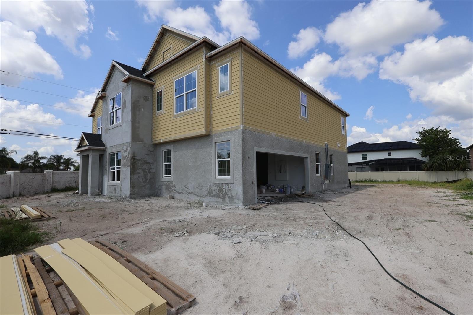 2568 HAWKS OVERLOOK