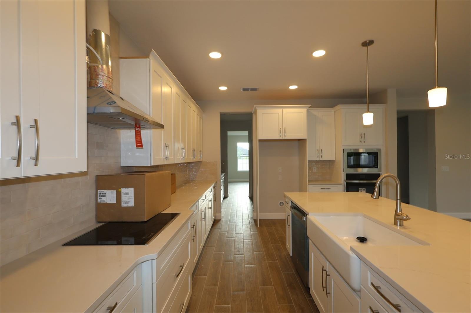 2568 HAWKS OVERLOOK