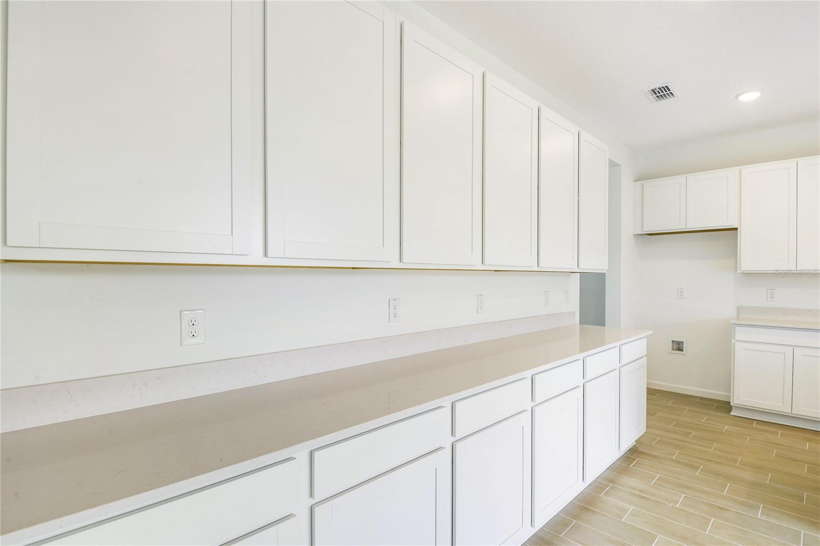 334 ALEXANDRITE STREET