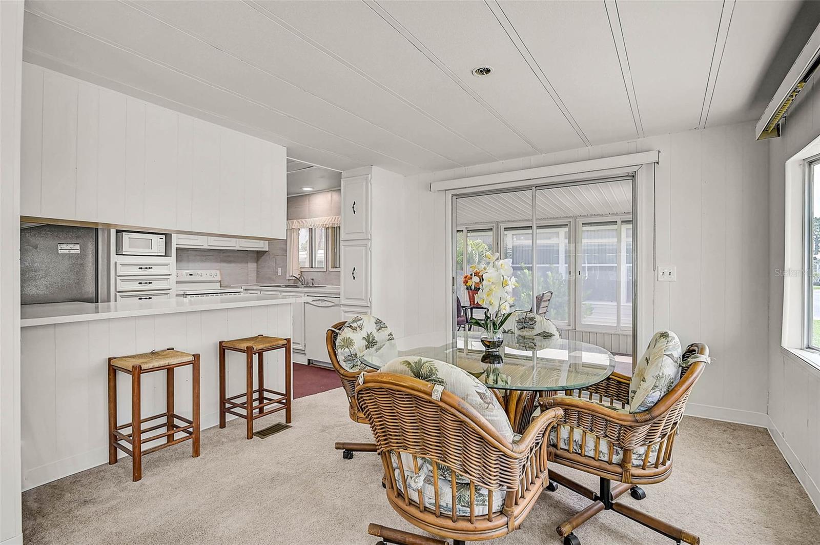 VENETIAN ESTATES - Residential