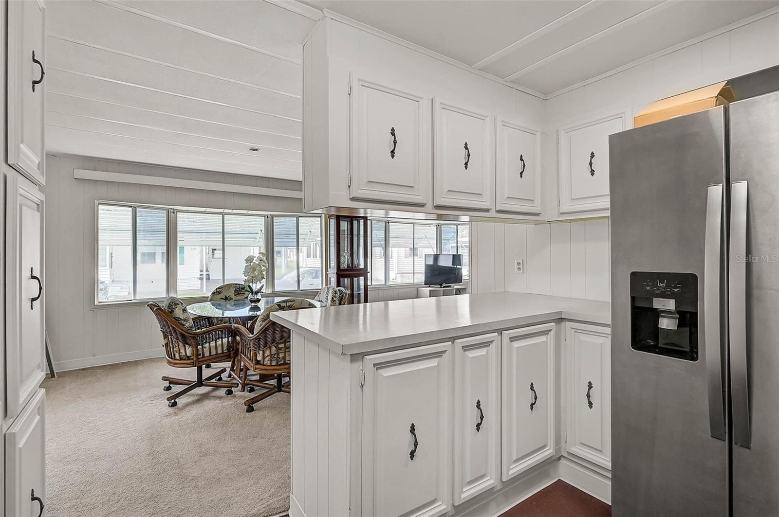 VENETIAN ESTATES - Residential