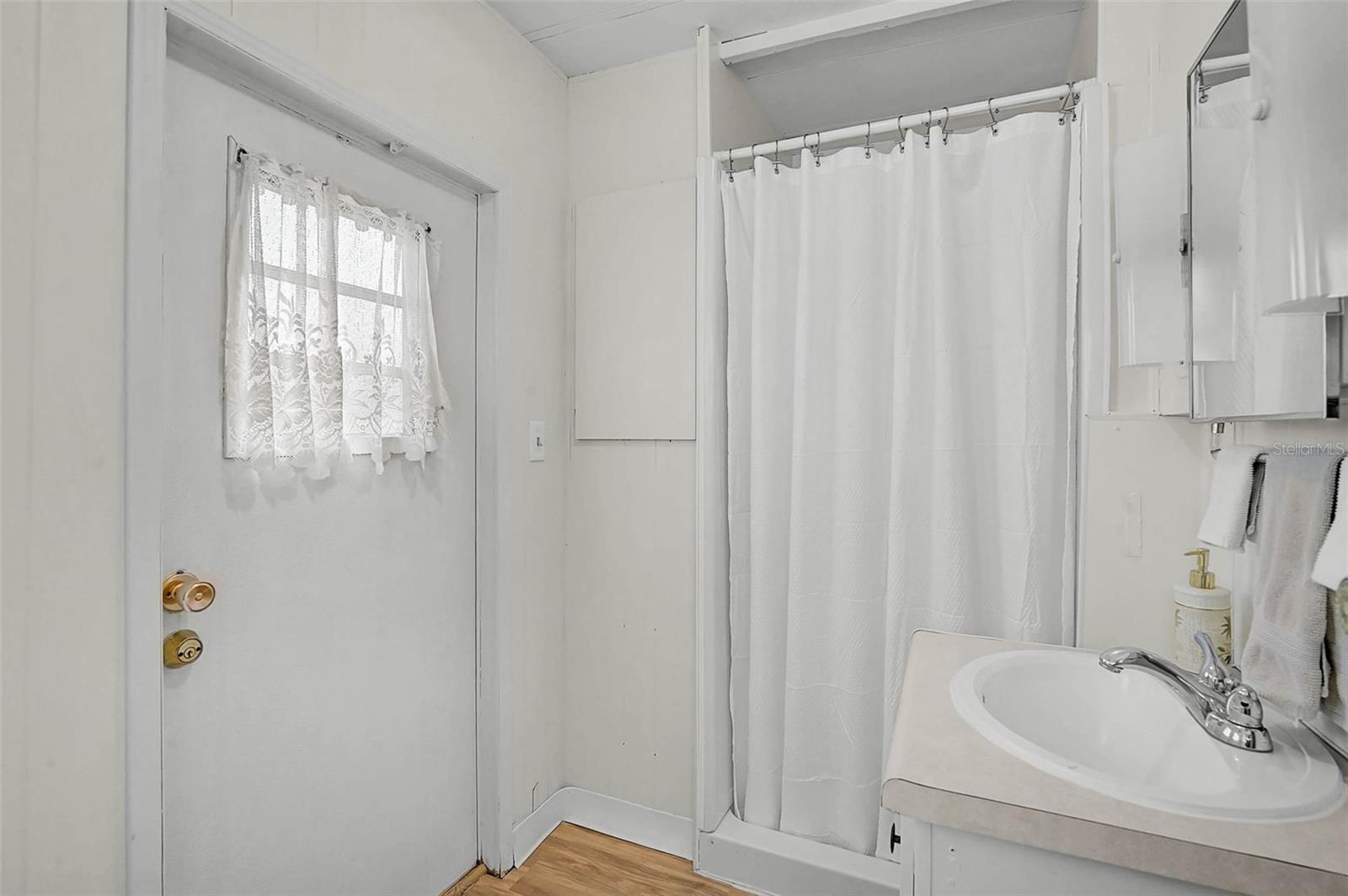 VENETIAN ESTATES - Residential