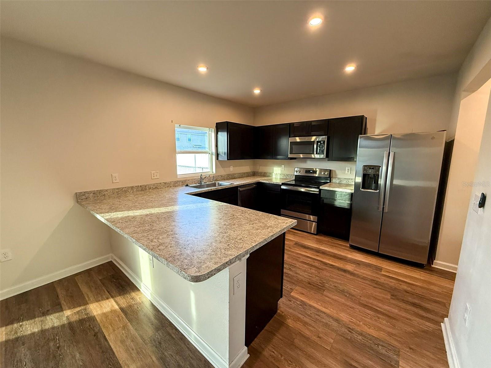 EAGLE LNDG PH II - Residential