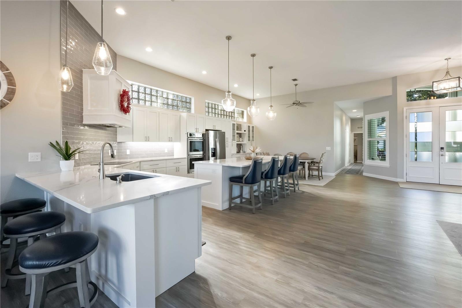 VENICE GOLF & COUNTRY CLUB - Residential