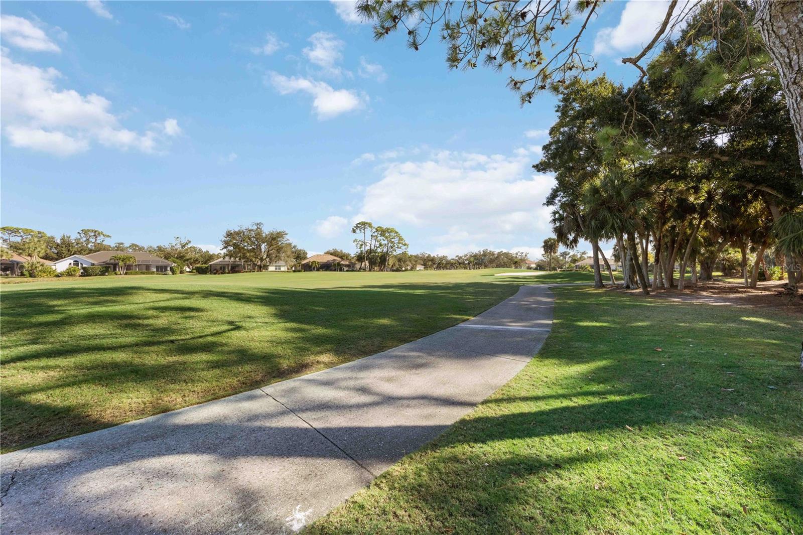 VENICE GOLF & COUNTRY CLUB - Residential