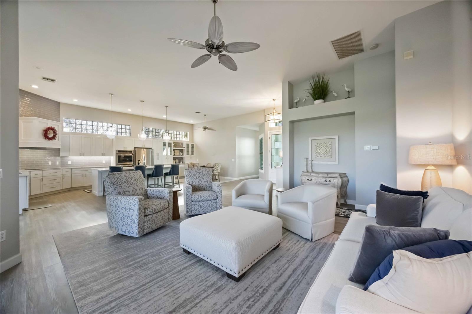 VENICE GOLF & COUNTRY CLUB - Residential