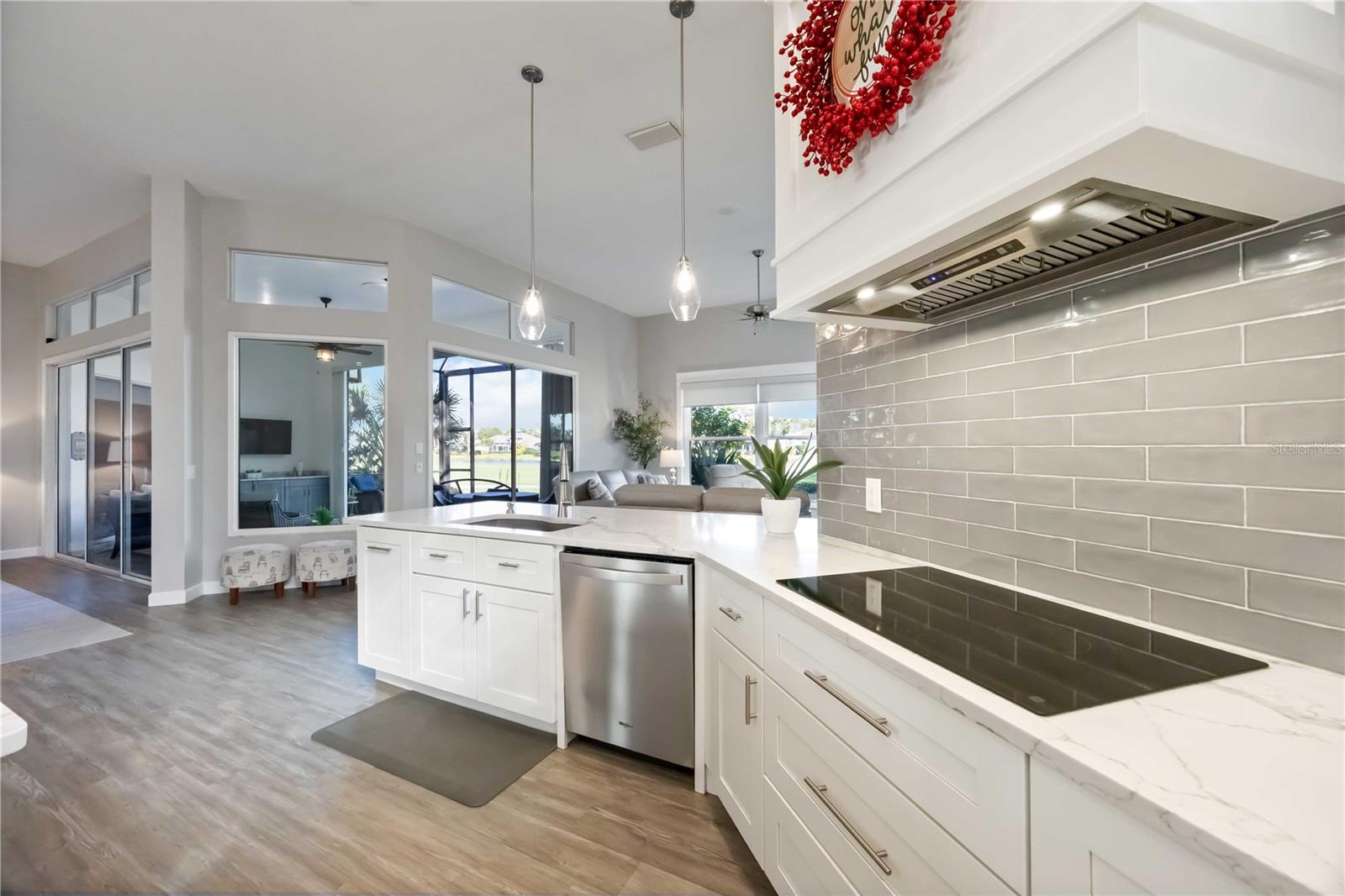 VENICE GOLF & COUNTRY CLUB - Residential