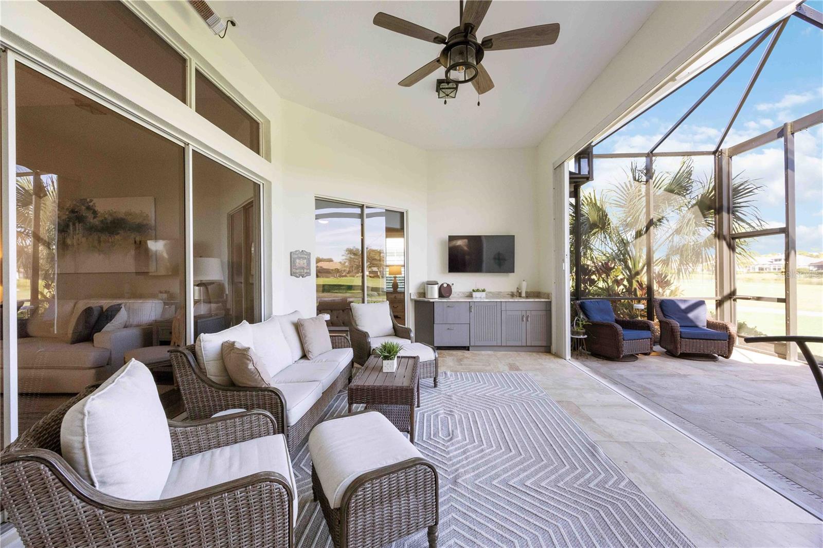 VENICE GOLF & COUNTRY CLUB - Residential