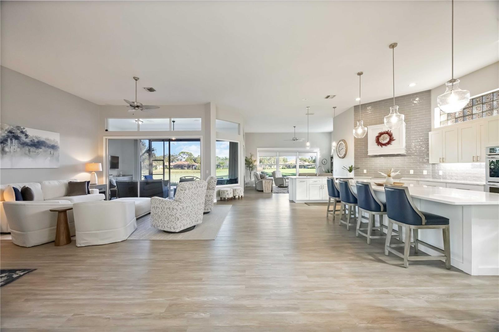 VENICE GOLF & COUNTRY CLUB - Residential