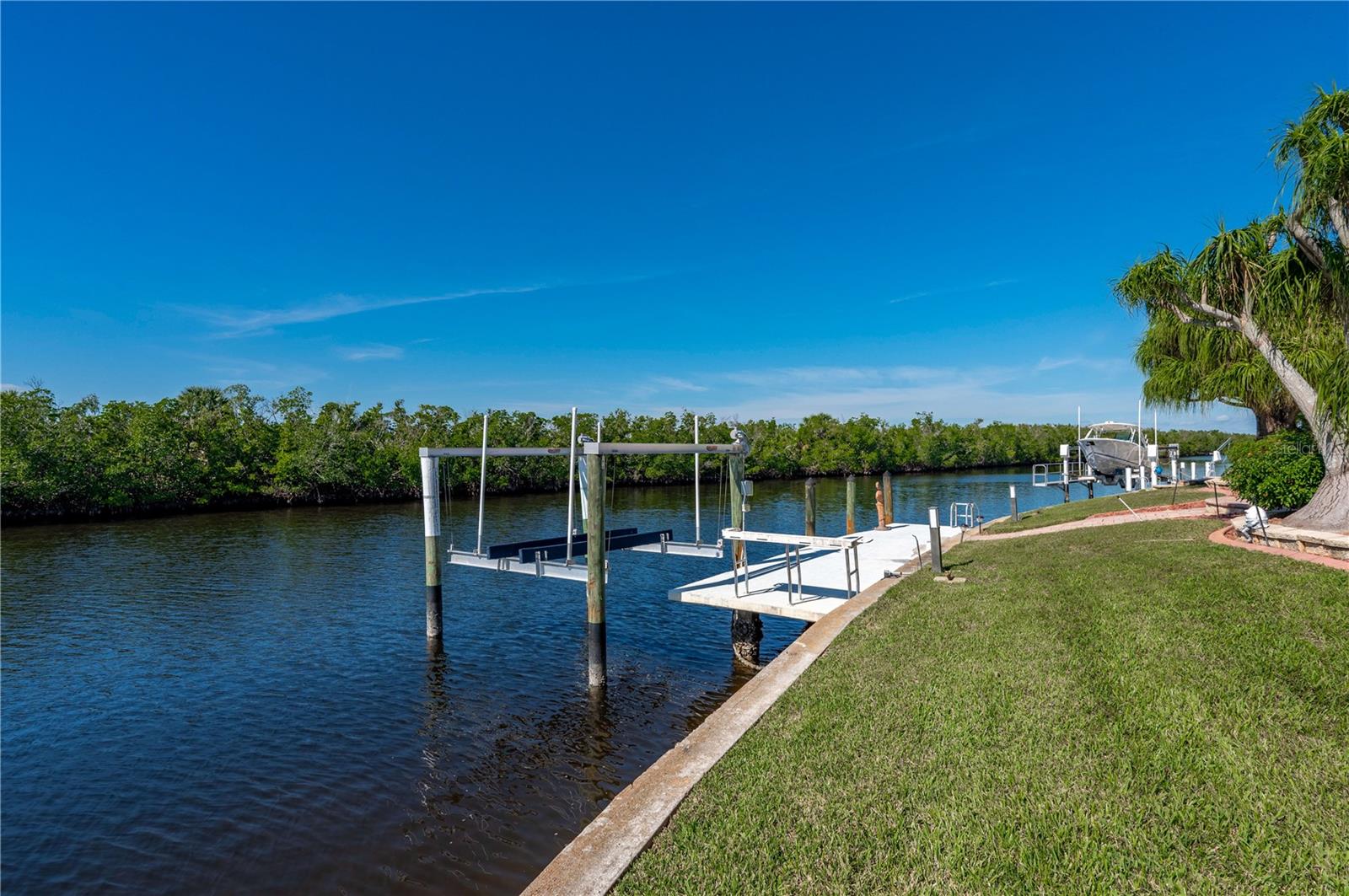 PUNTA GORDA ISLES SEC 12 - Residential