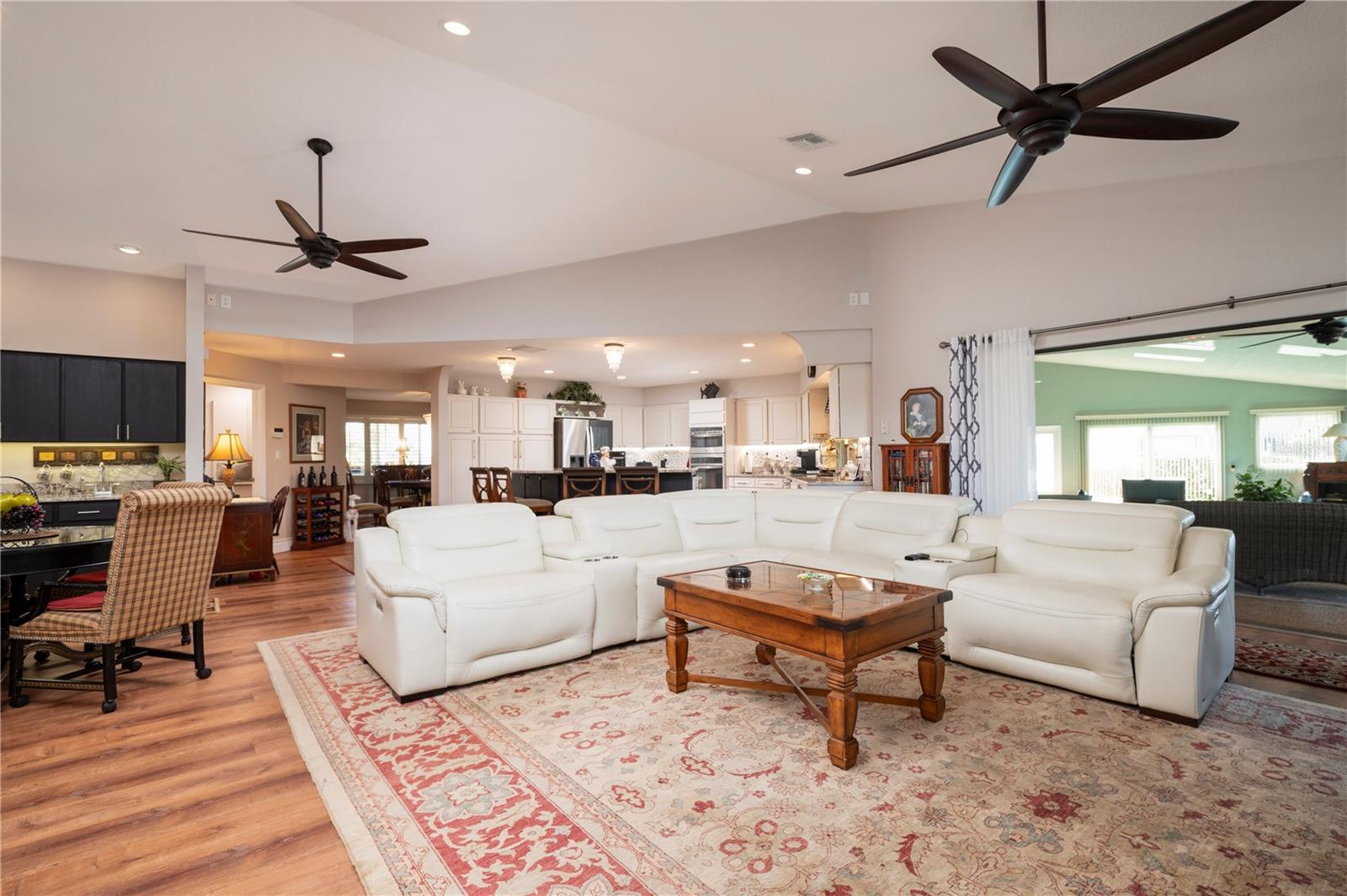 2831 DEBORAH DRIVE