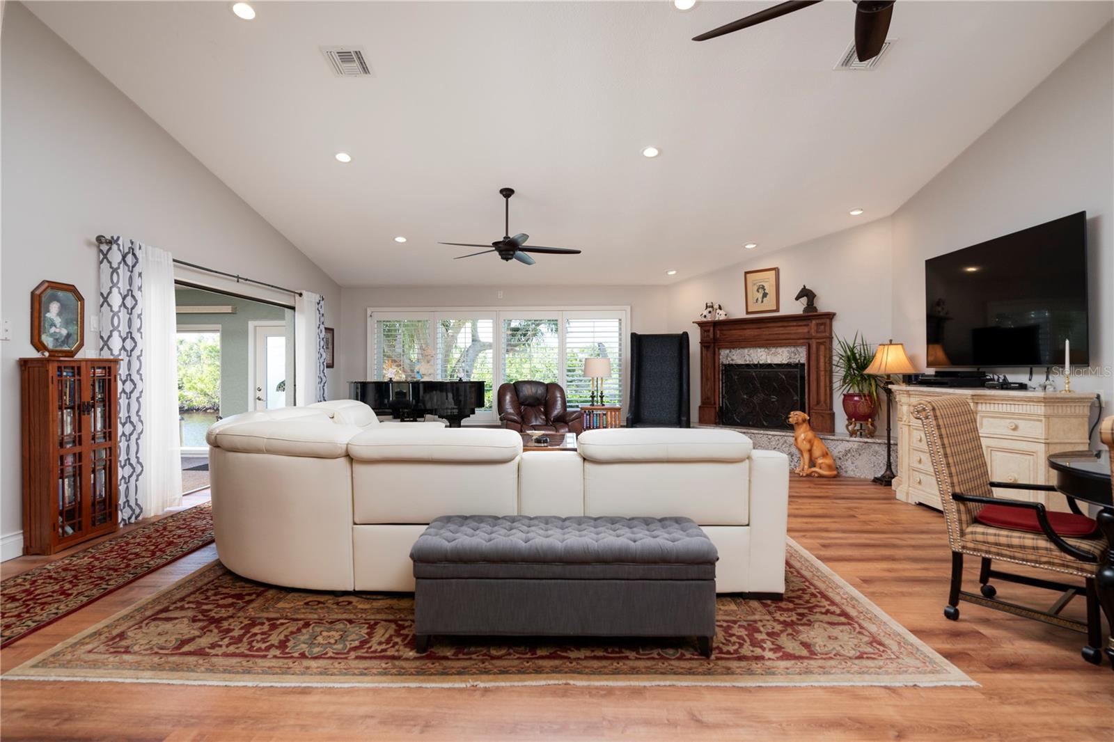 PUNTA GORDA ISLES SEC 12 - Residential
