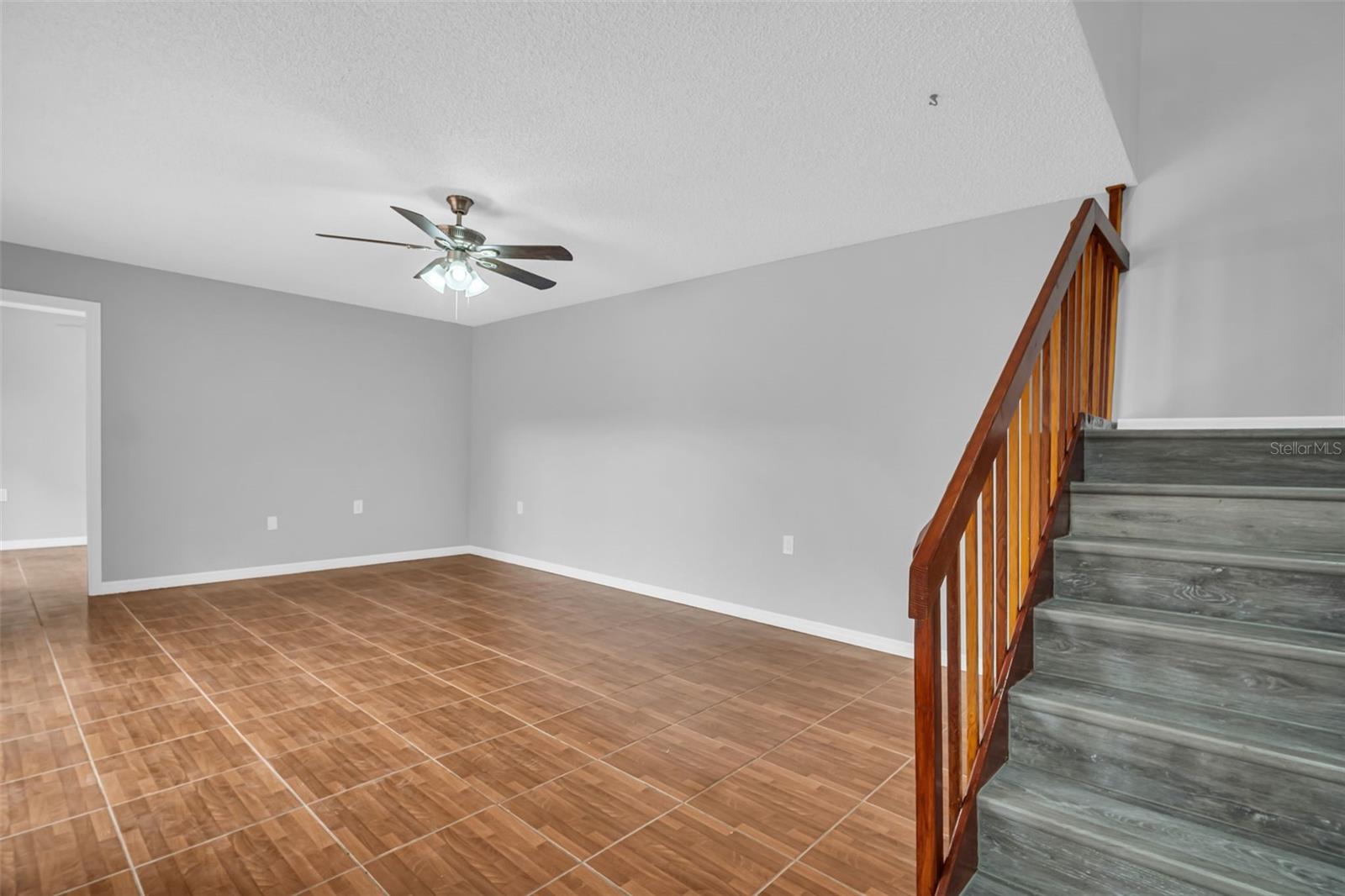 714 1ST COURT