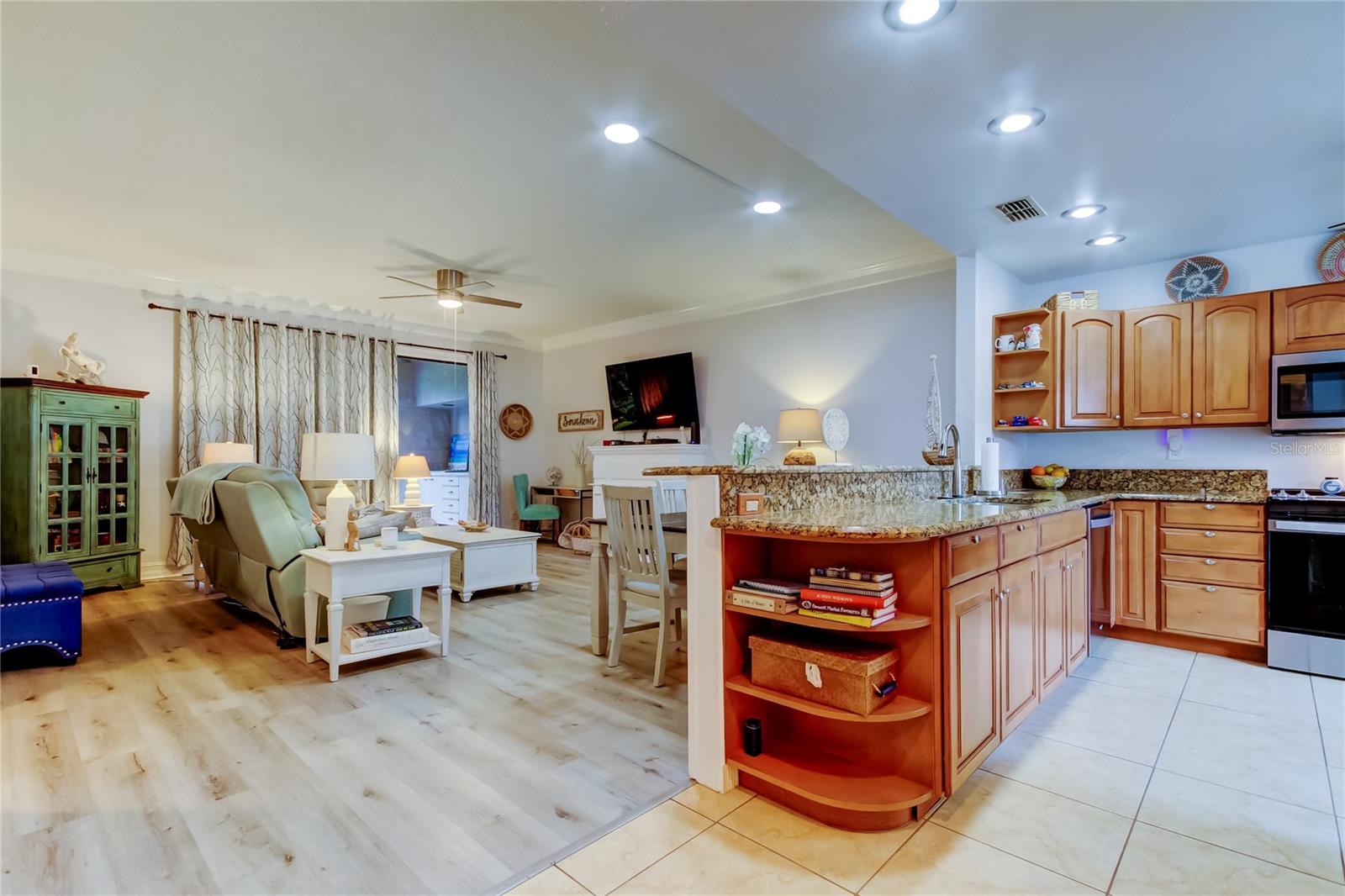 3000 RED OAK COURT 103