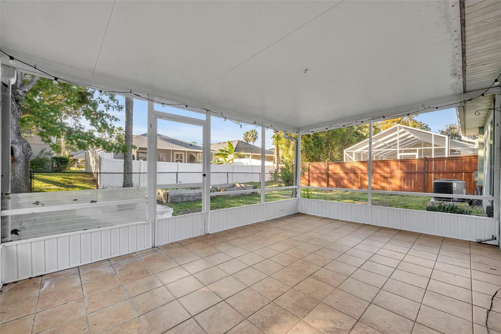 3817 GROVE VIEW LANE