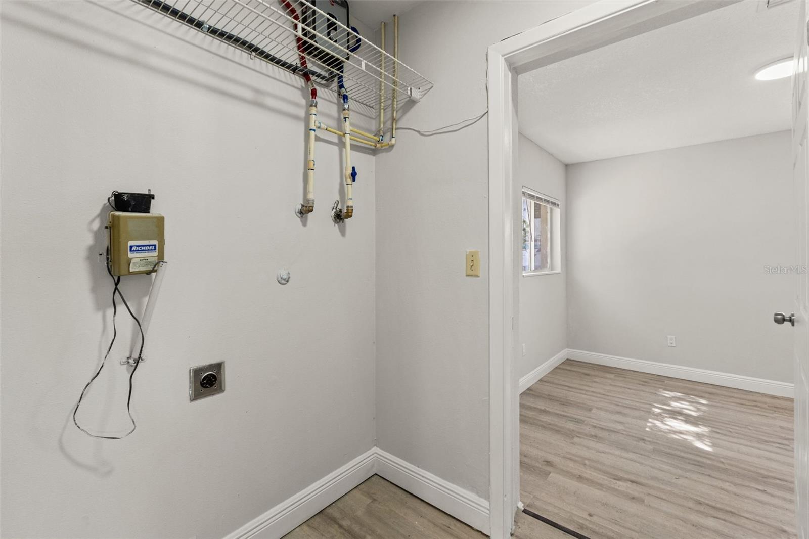 SPRING HILL - Residential