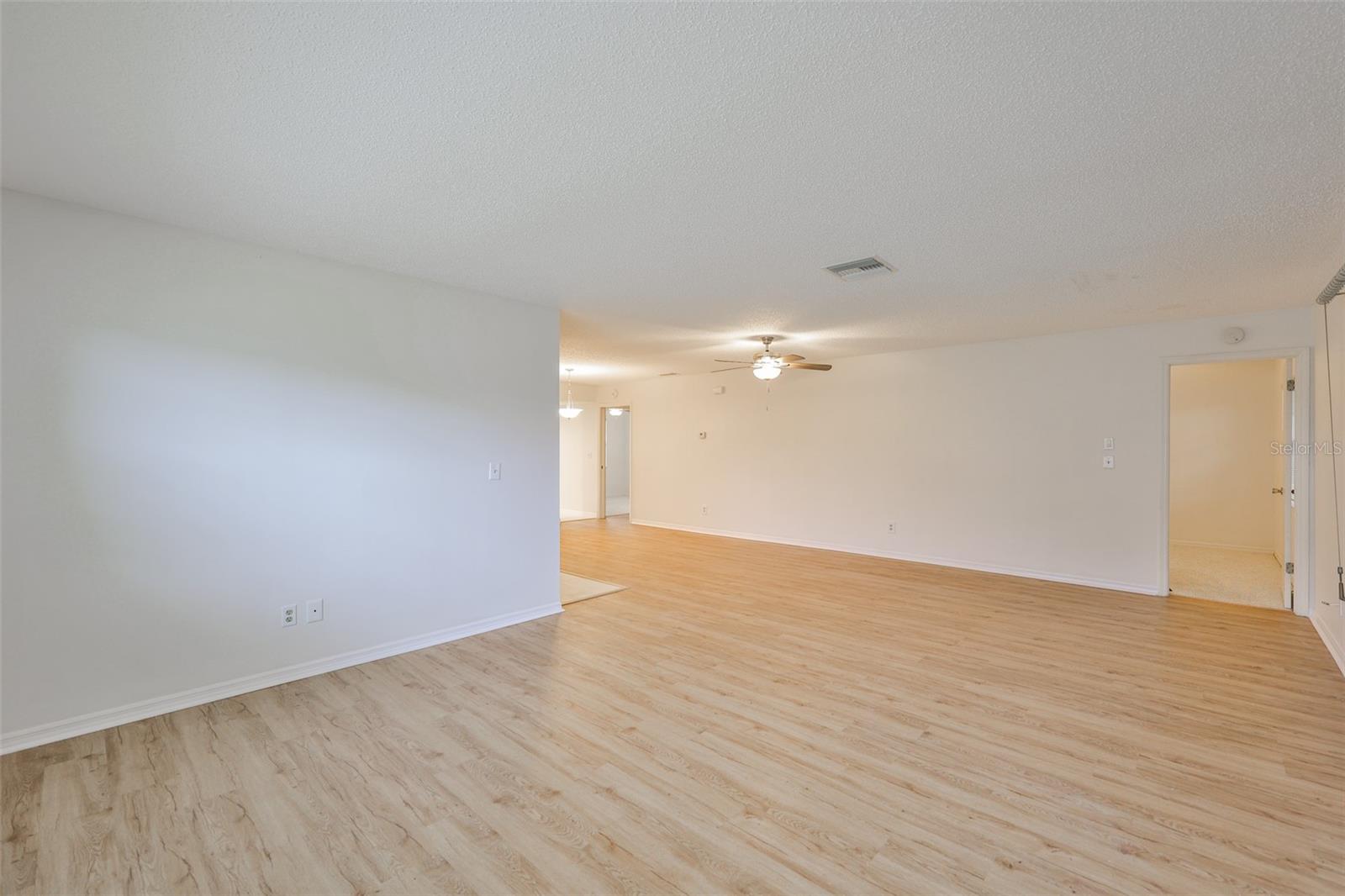 HIGHGATE IV CONDO - Residential