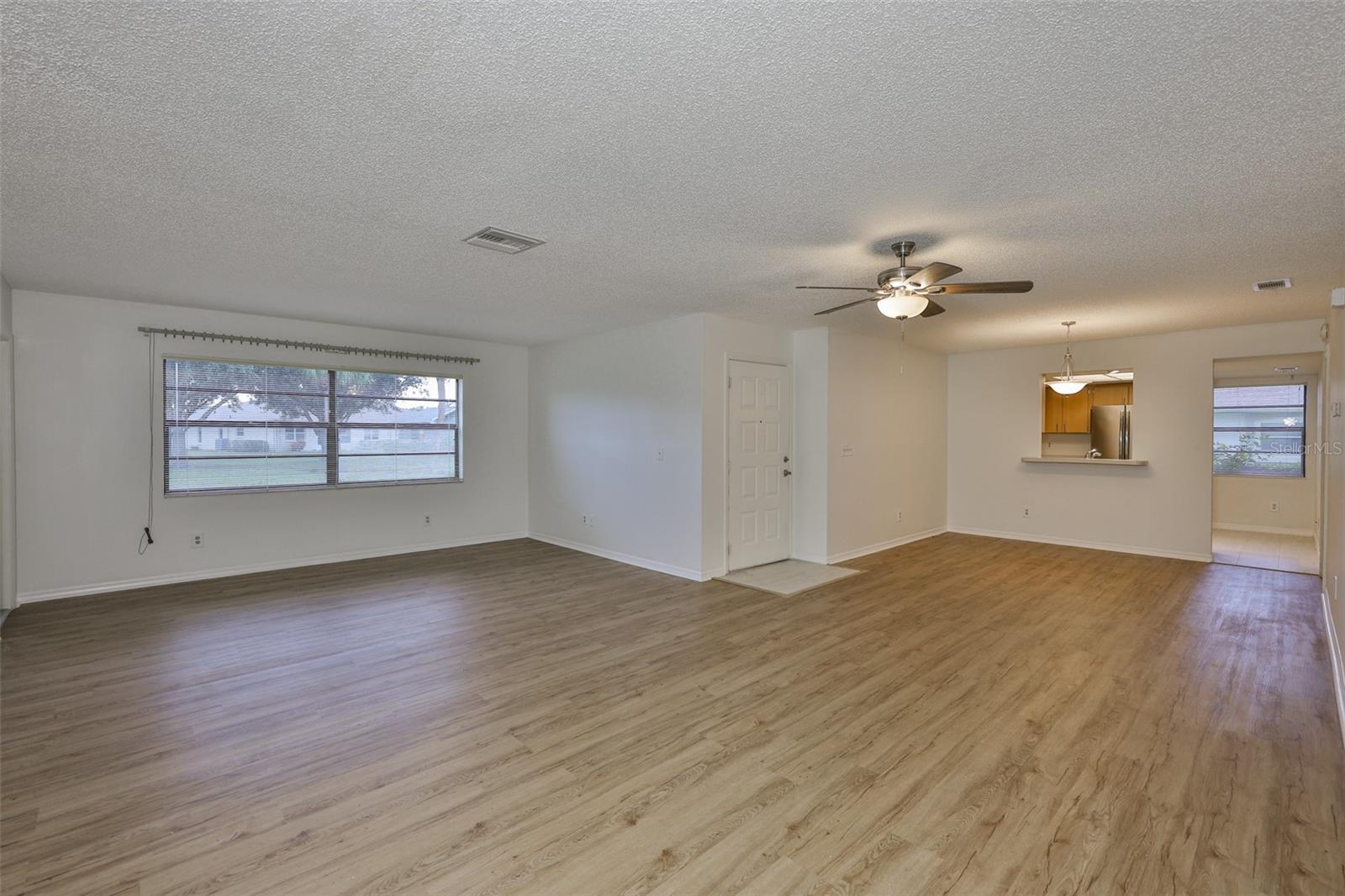 HIGHGATE IV CONDO - Residential