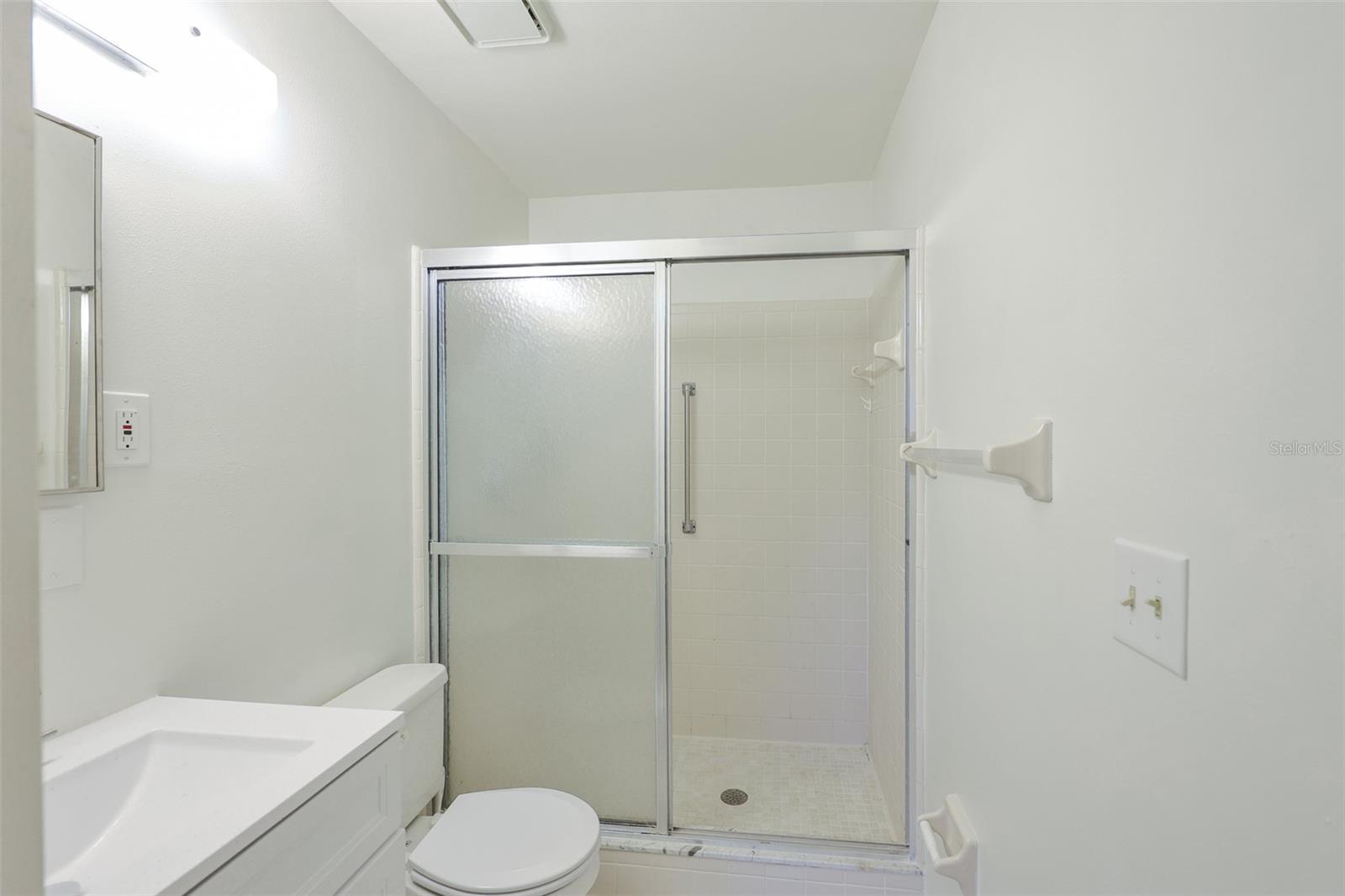 HIGHGATE IV CONDO - Residential