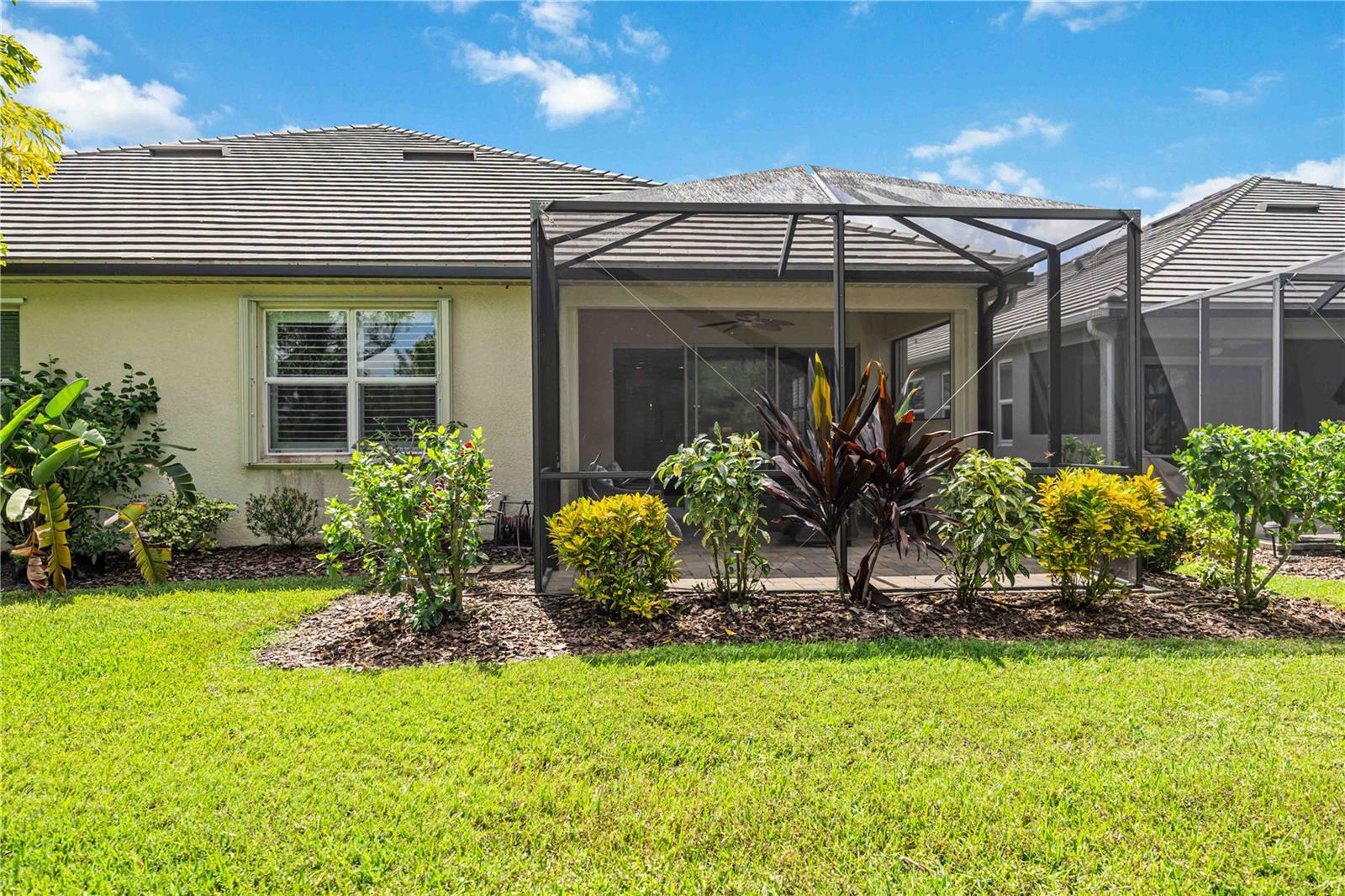 UNIVERSITY VILLAGE - Residential