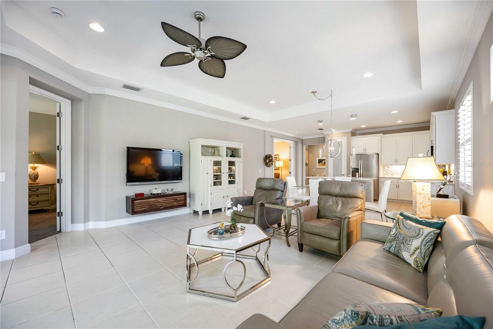 UNIVERSITY VILLAGE - Residential