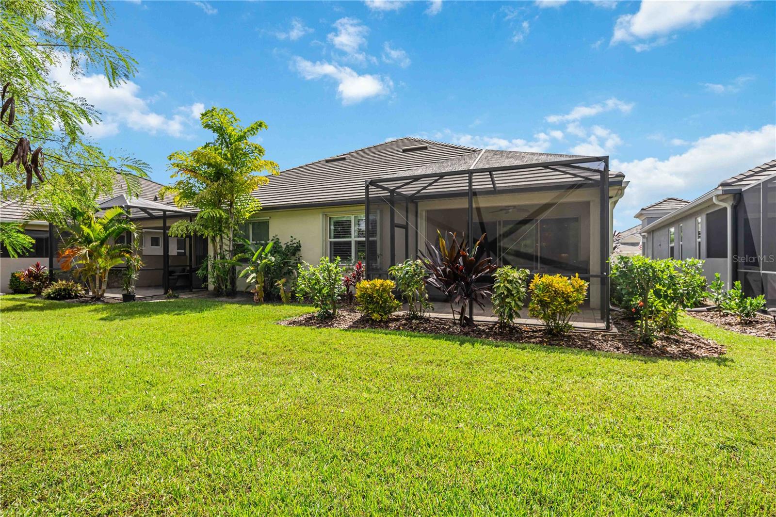 UNIVERSITY VILLAGE - Residential