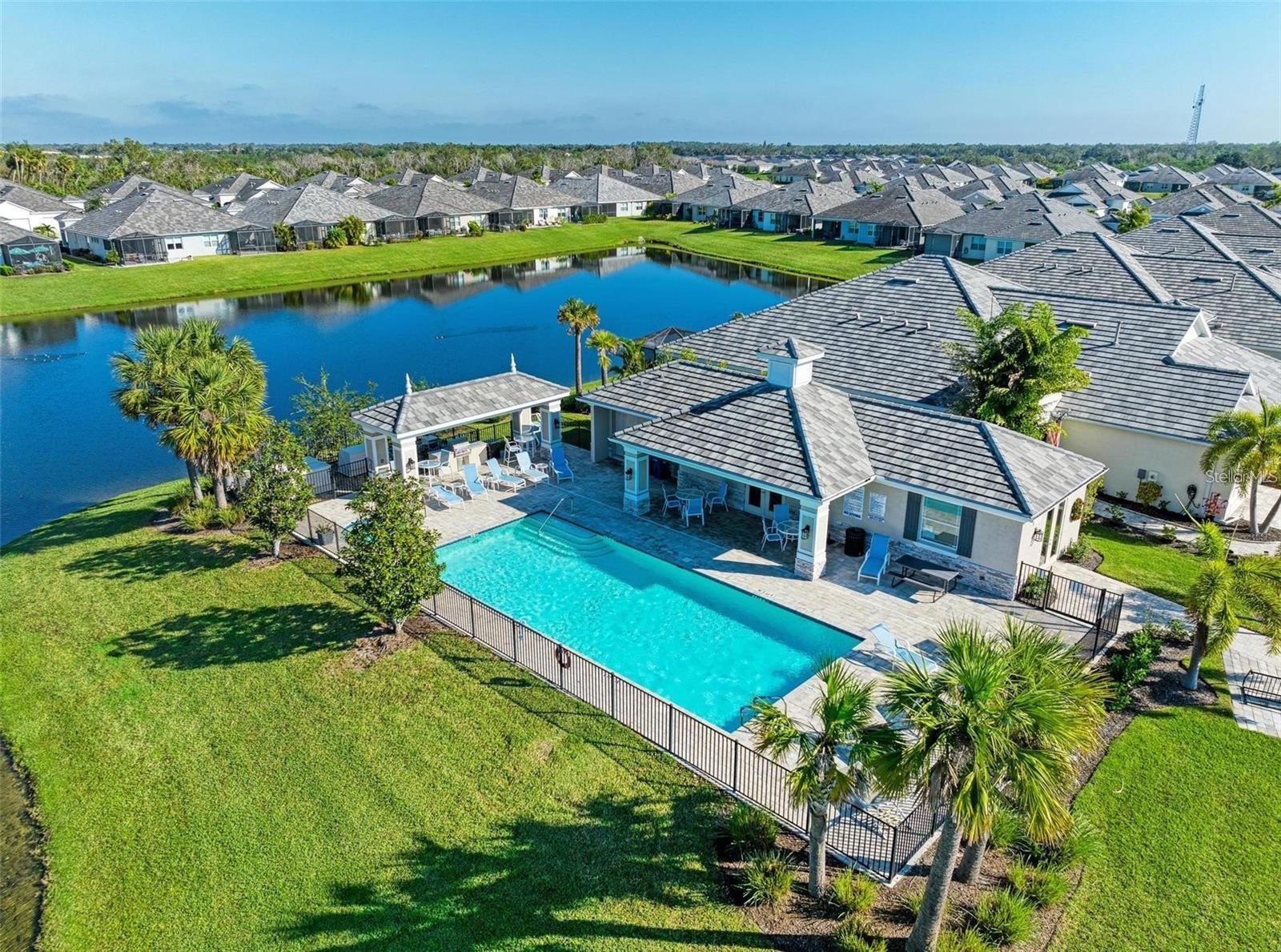 UNIVERSITY VILLAGE - Residential