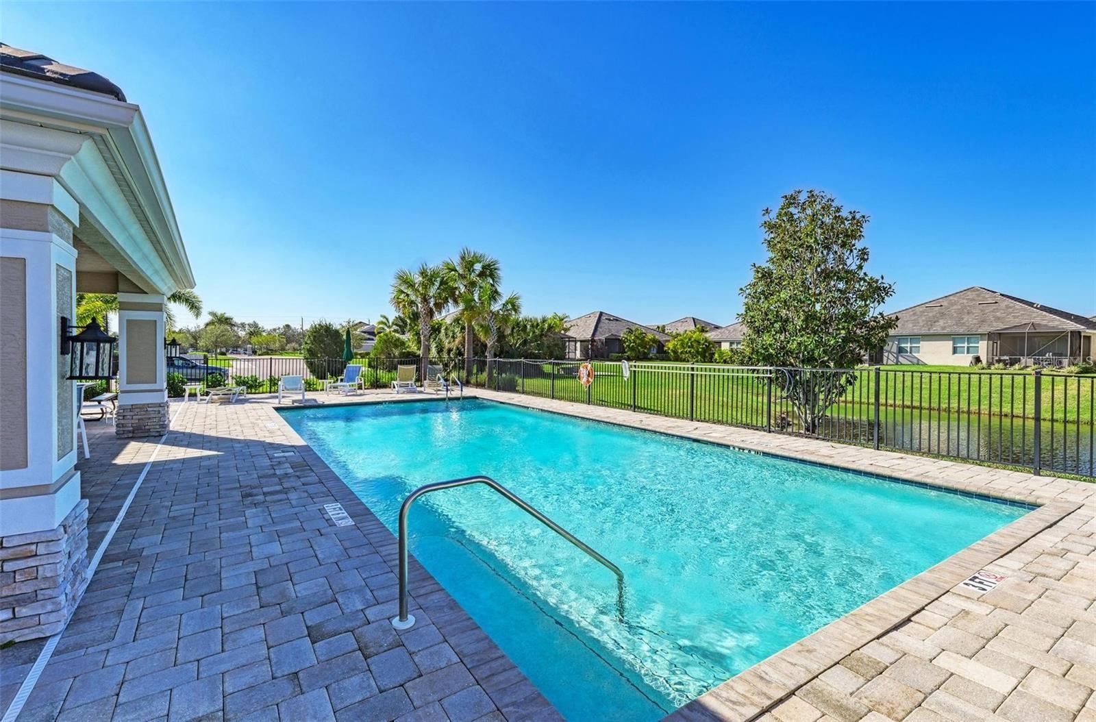 UNIVERSITY VILLAGE - Residential