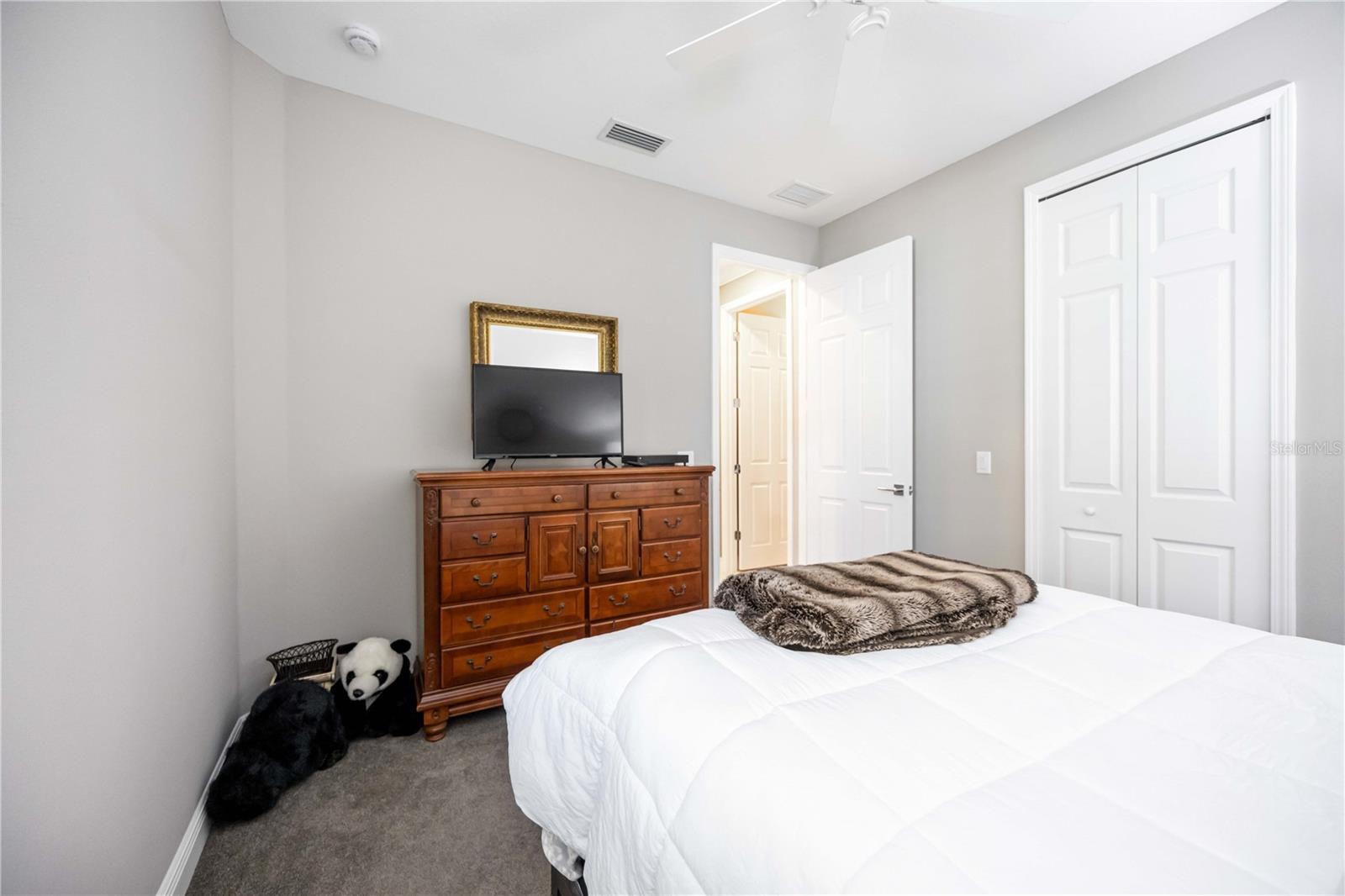 UNIVERSITY VILLAGE - Residential