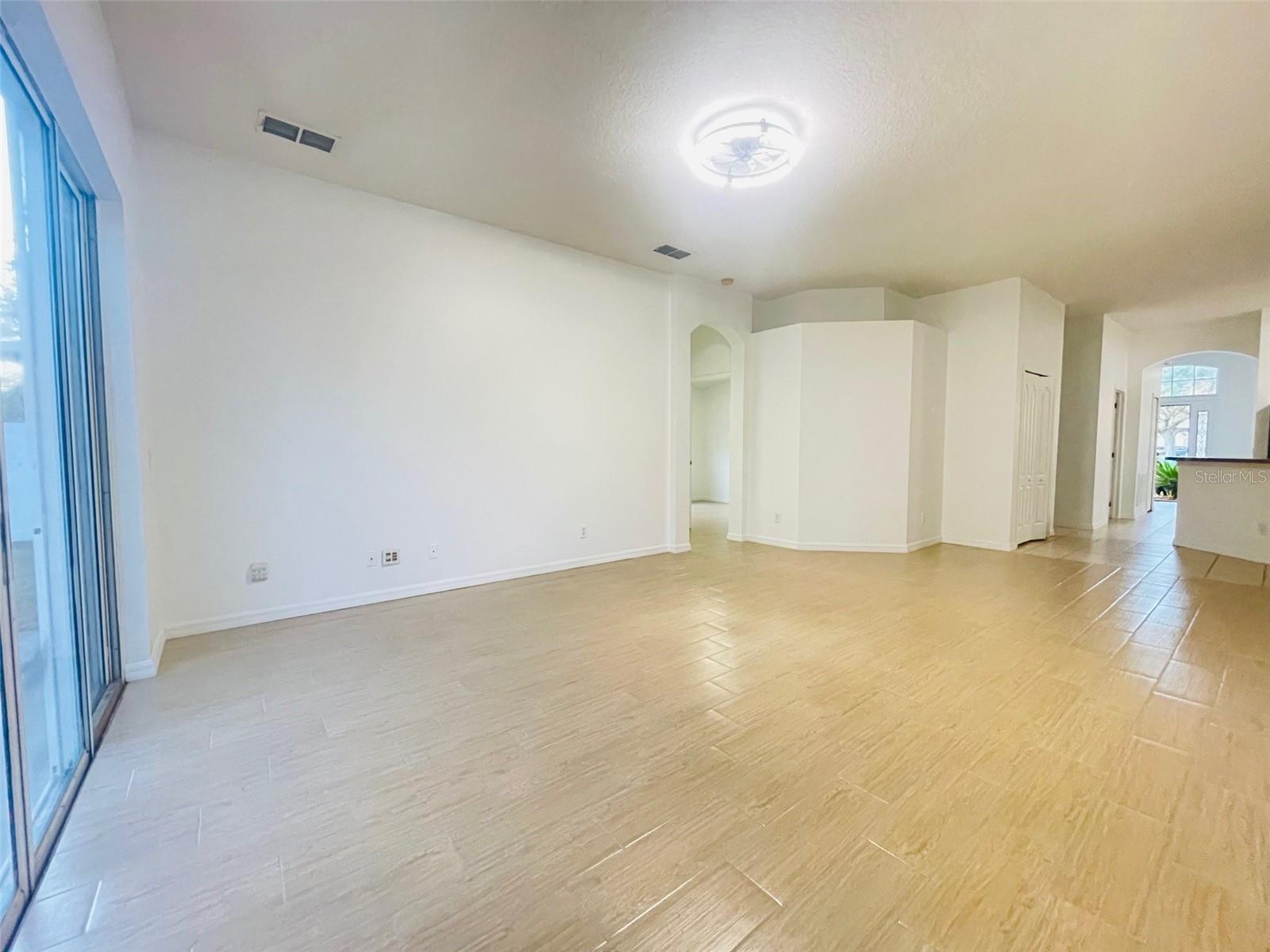 VILLAGES AT SUMMER LAKES CYPRESS - Residential Lease