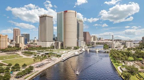 A home in TAMPA