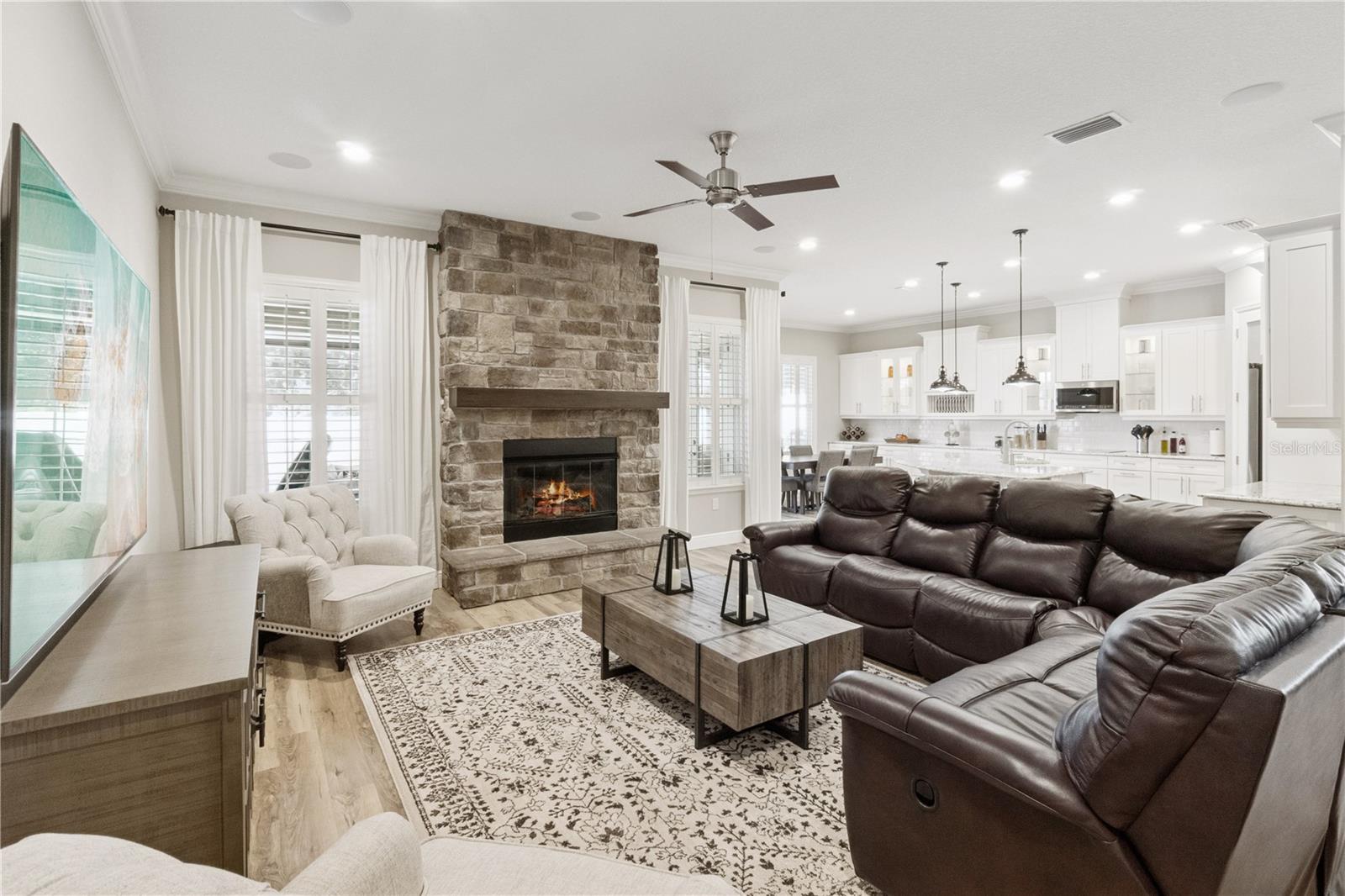 2336 ZALTANA CIRCLE