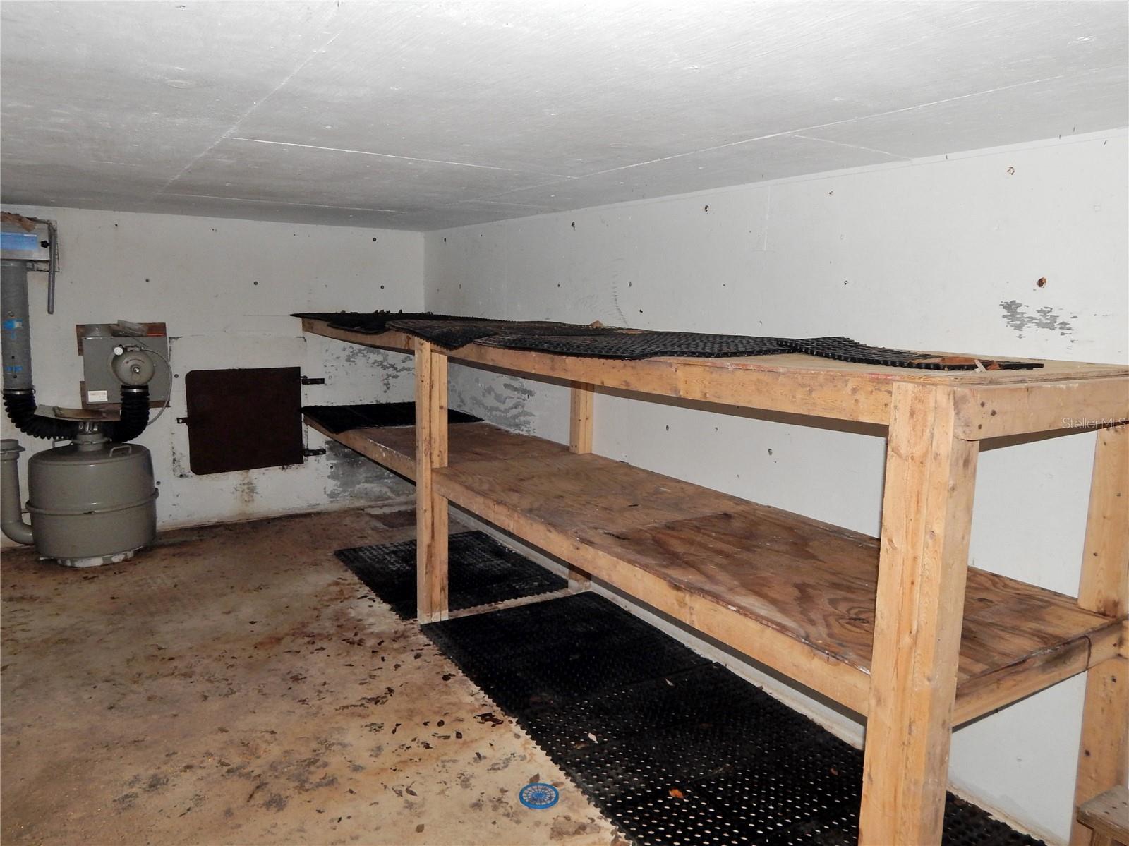 NOT IN A SUBDIVISION - Residential