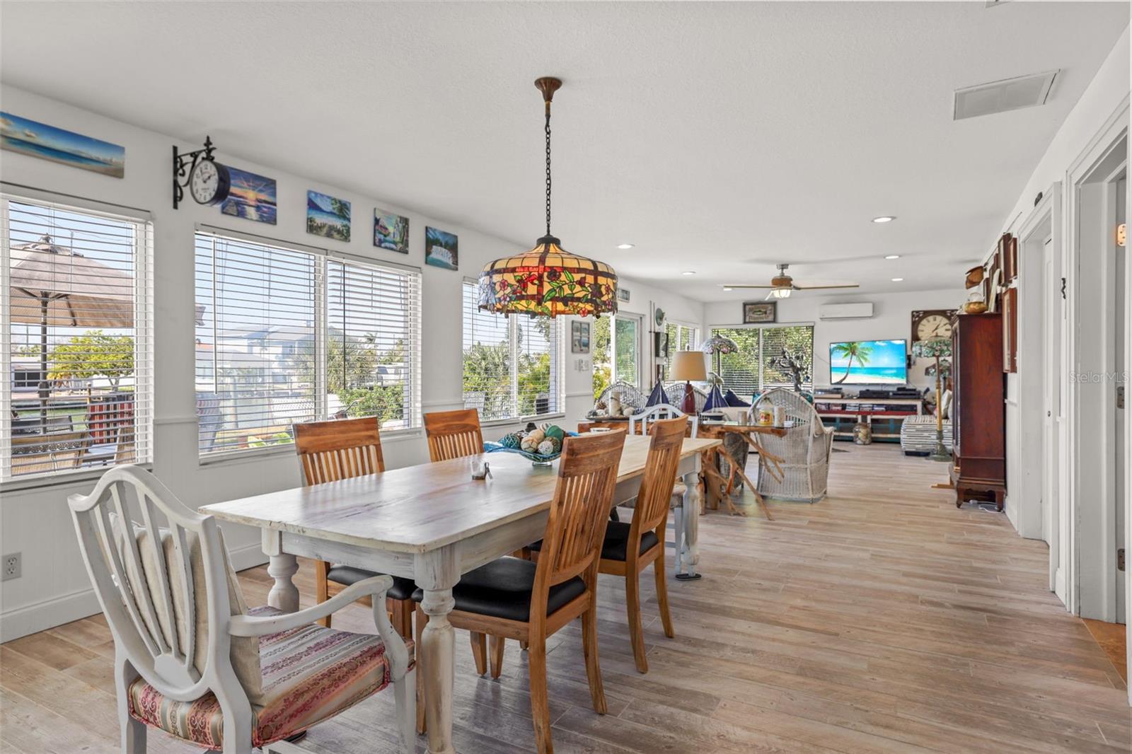 ISLAND ESTATES UNIT 1 - Residential