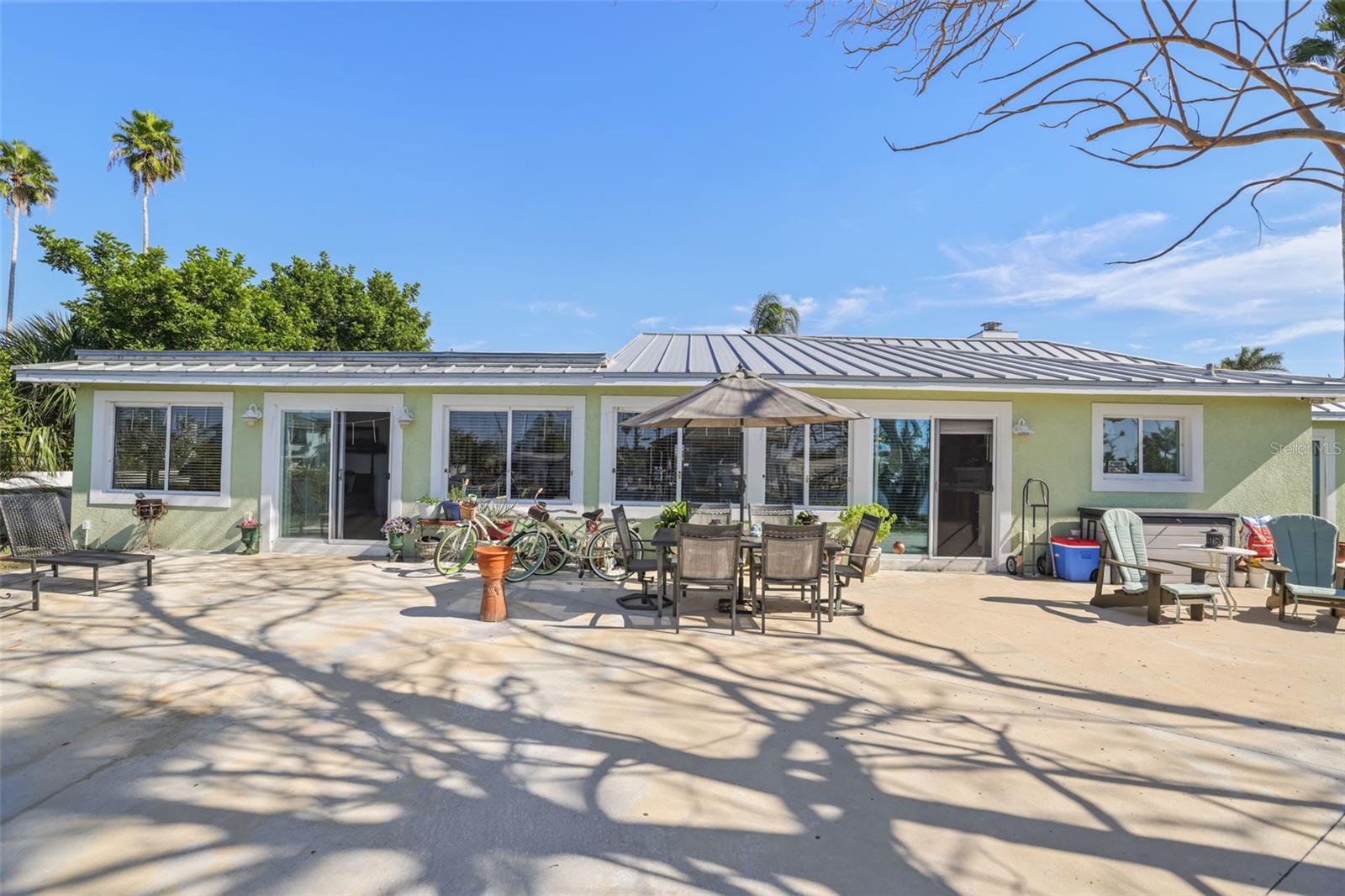 ISLAND ESTATES UNIT 1 - Residential