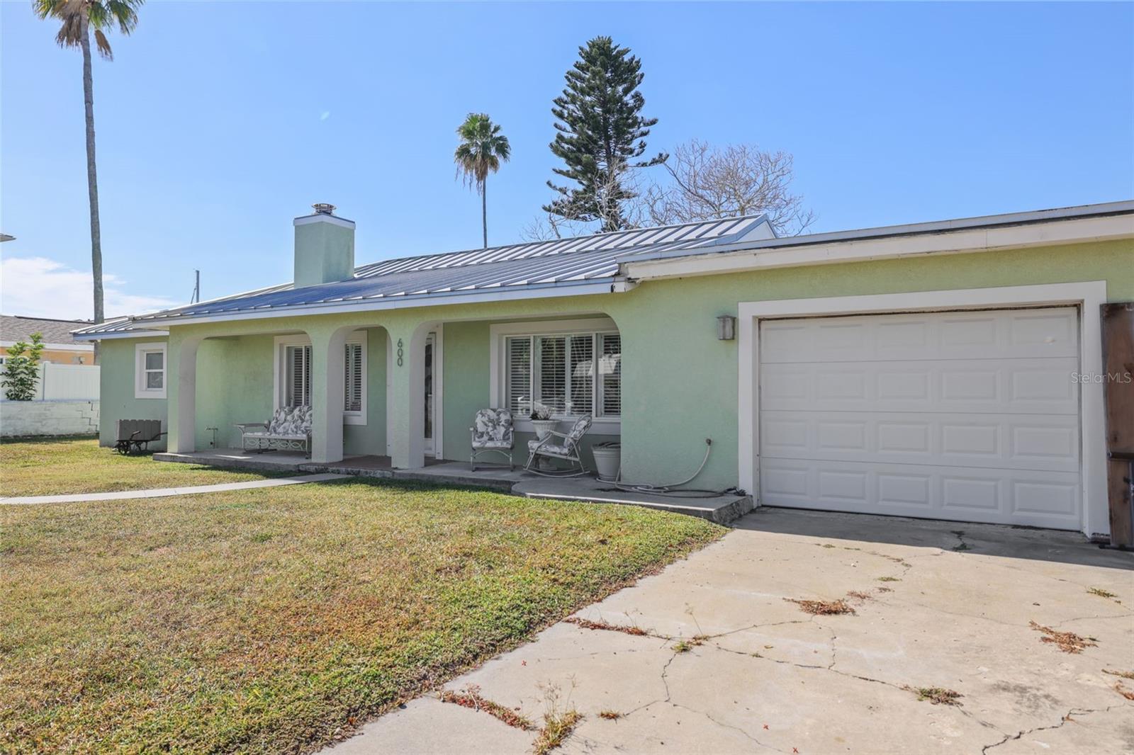 ISLAND ESTATES UNIT 1 - Residential