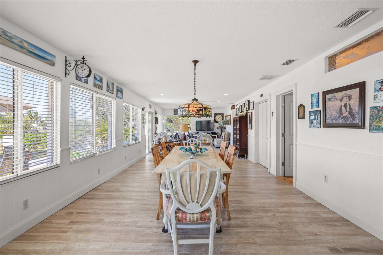 ISLAND ESTATES UNIT 1 - Residential