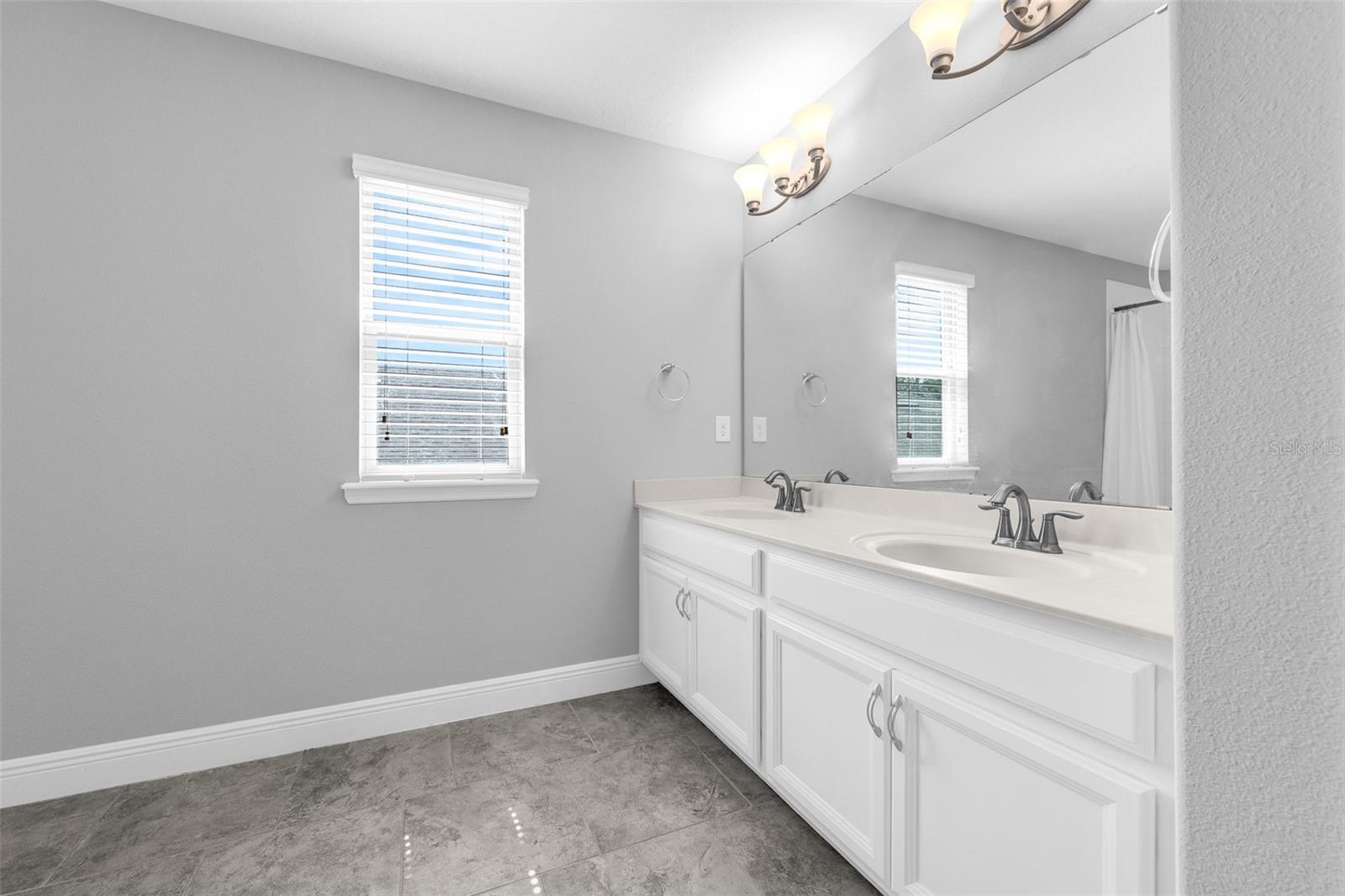 WATERLEIGH PH 1A - Residential Lease