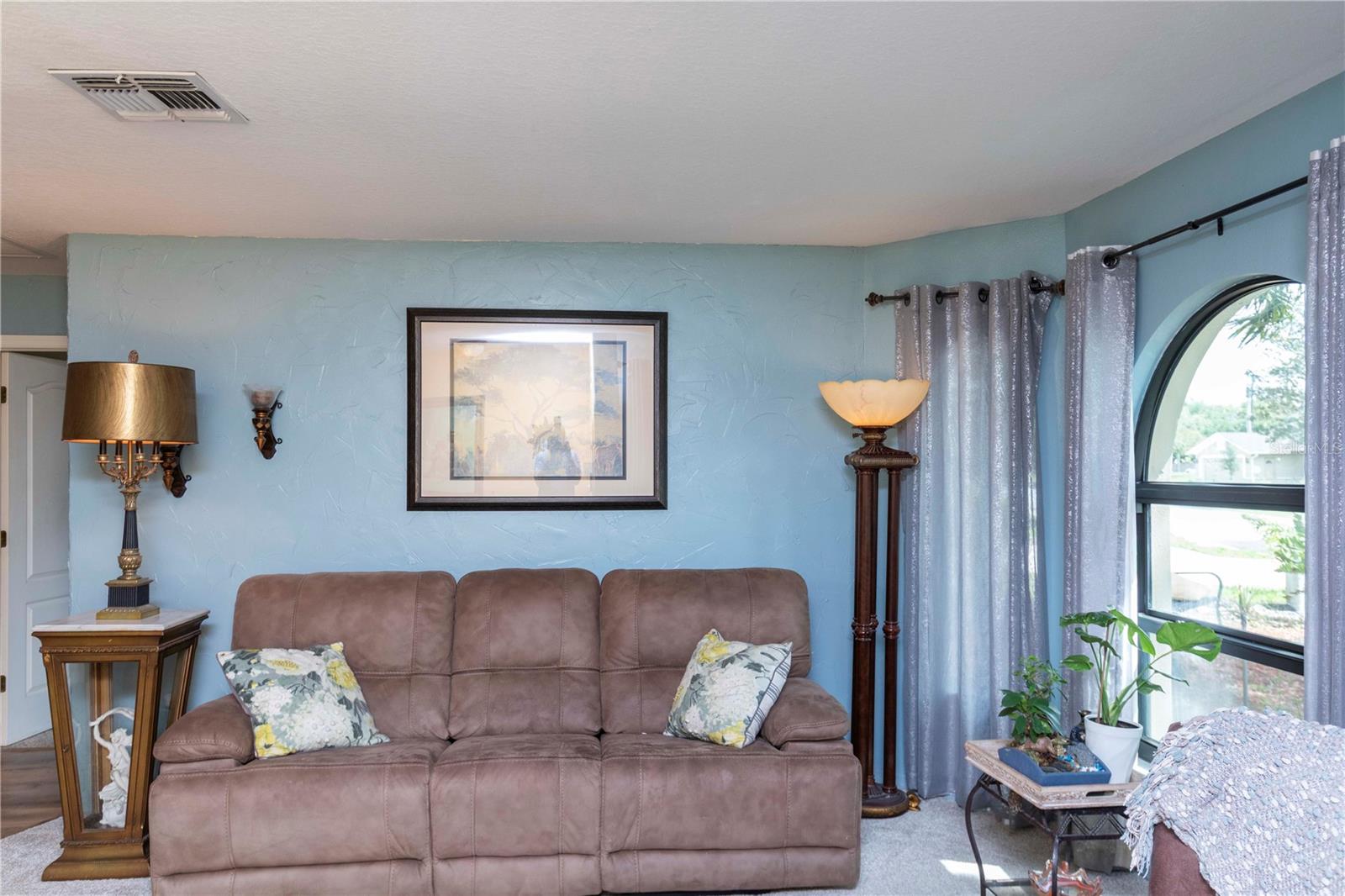 RIVER CROSSING - Residential