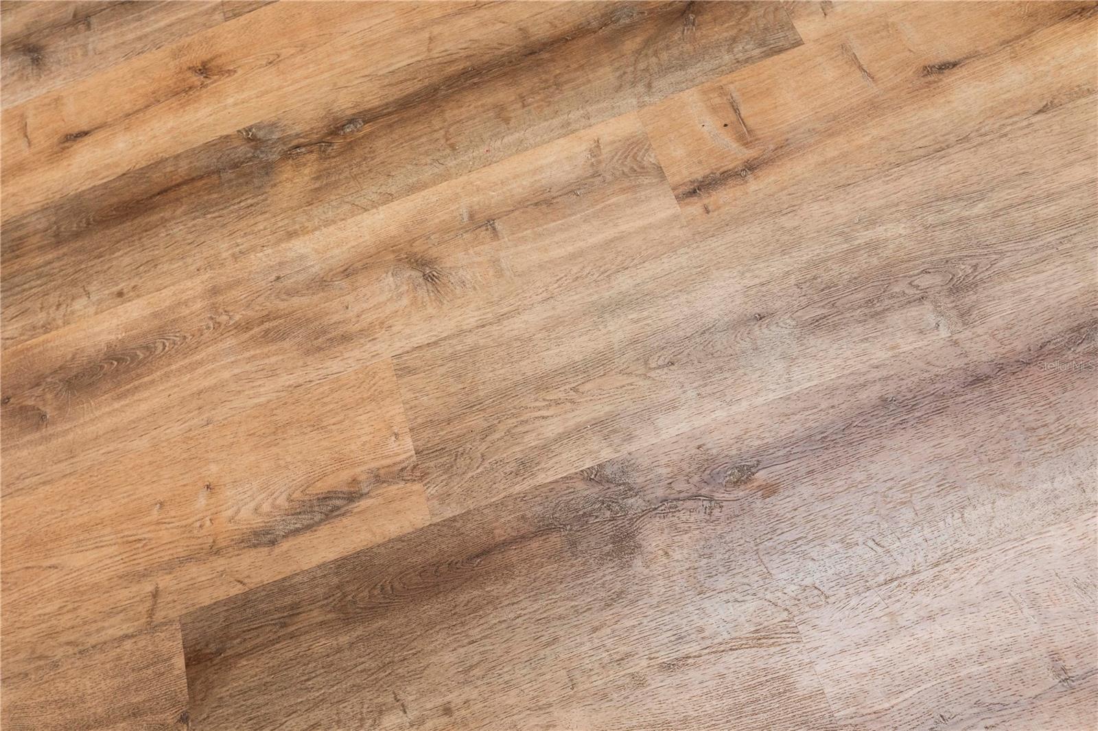 RIVER CROSSING - Residential