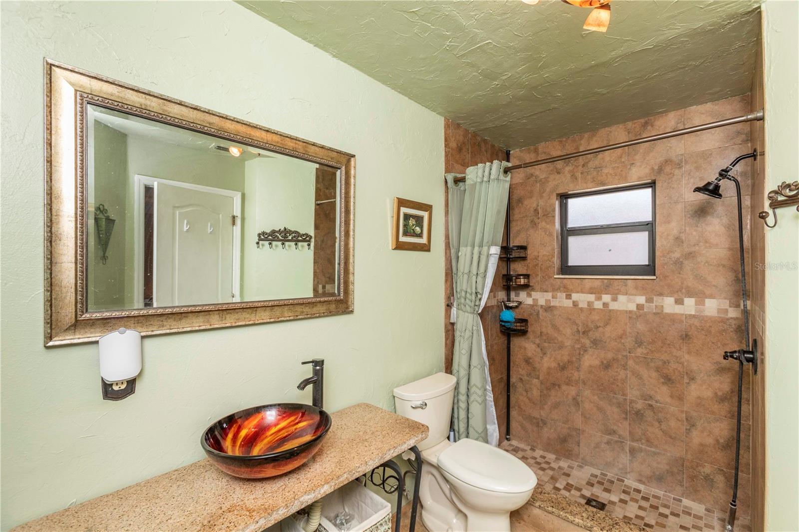 RIVER CROSSING - Residential