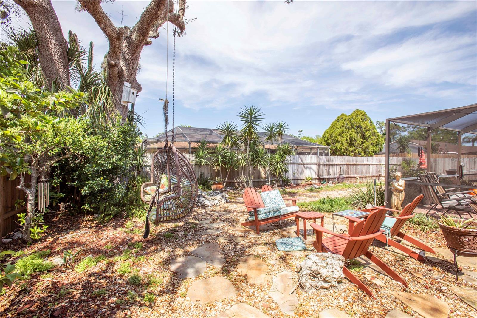 RIVER CROSSING - Residential