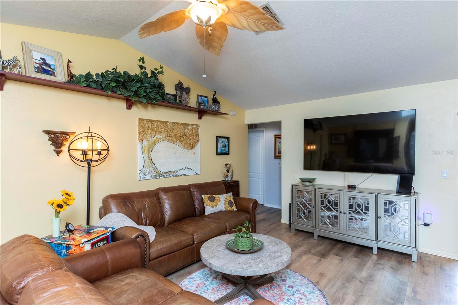 RIVER CROSSING - Residential