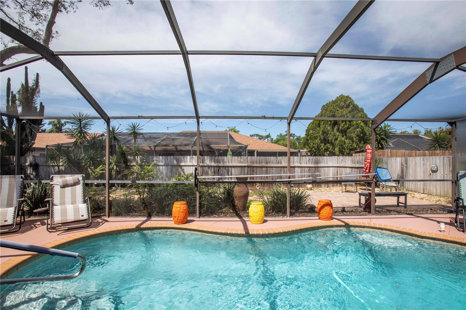 RIVER CROSSING - Residential