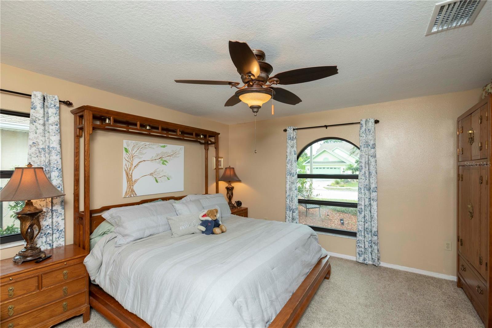 RIVER CROSSING - Residential