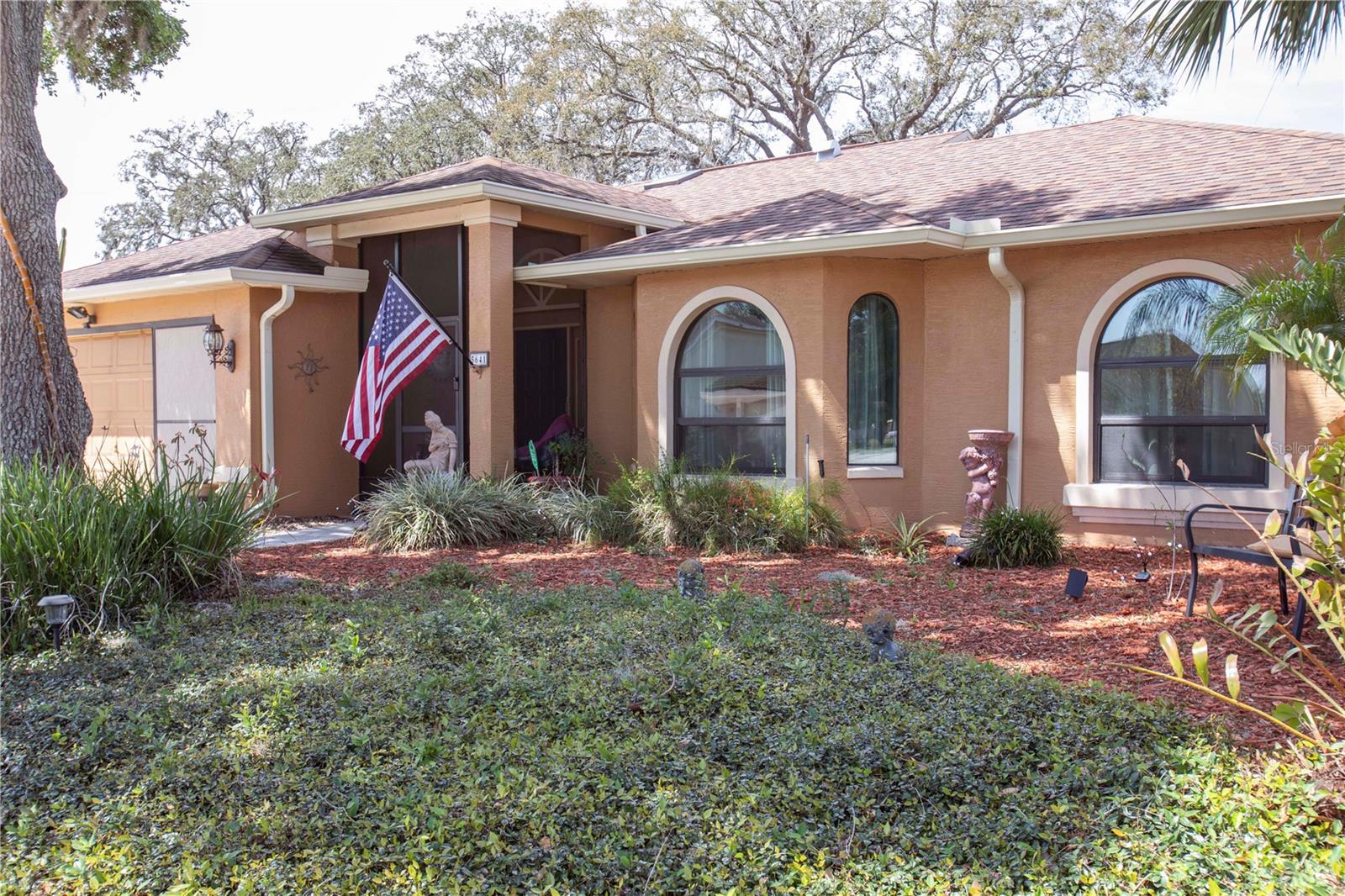 RIVER CROSSING - Residential