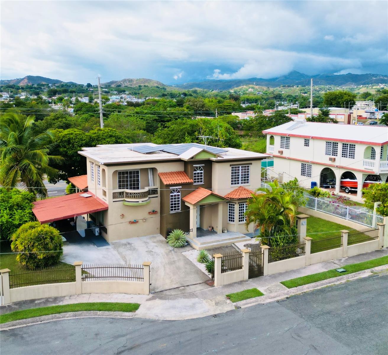 ST VENUS URB. ESTANCIAS DE YIDOMAR 21