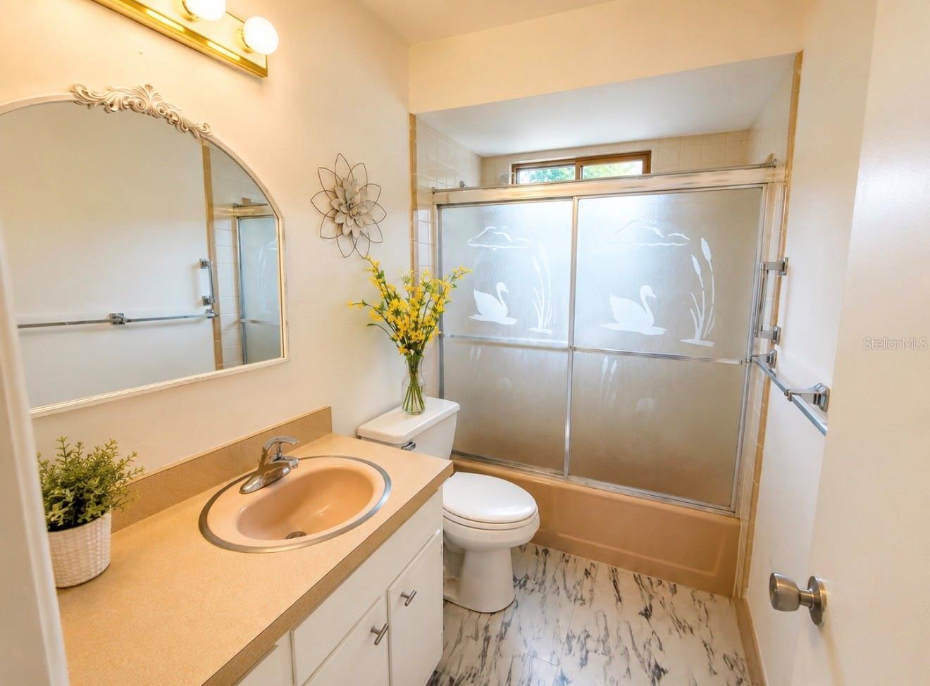RAINBOW LAKES ESTATES - Residential