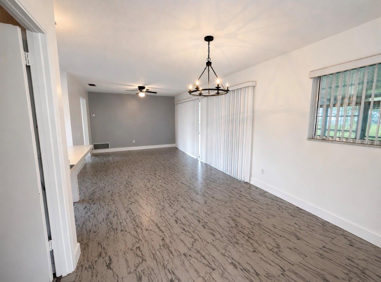 RAINBOW LAKES ESTATES - Residential